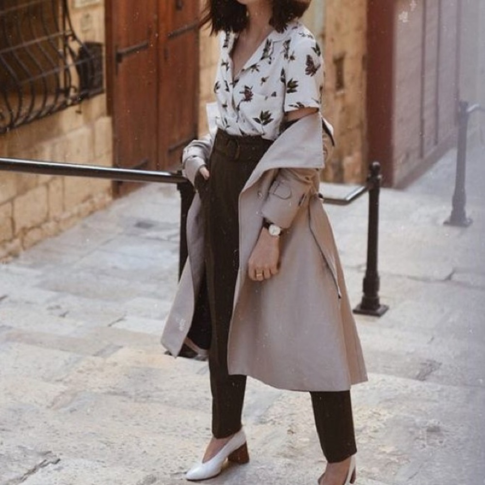 🌻Zara short sleeve blouse